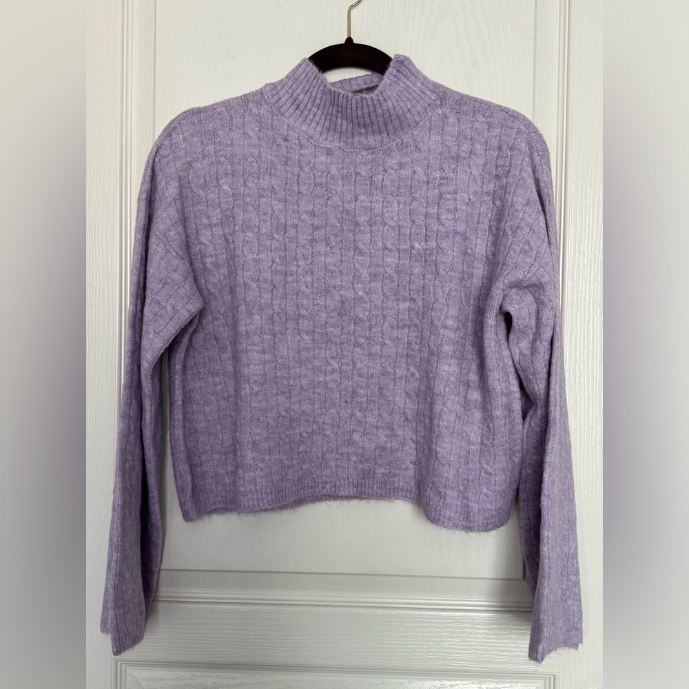 NWT Jessica Simpson cropped knit sweater, lavender, size M